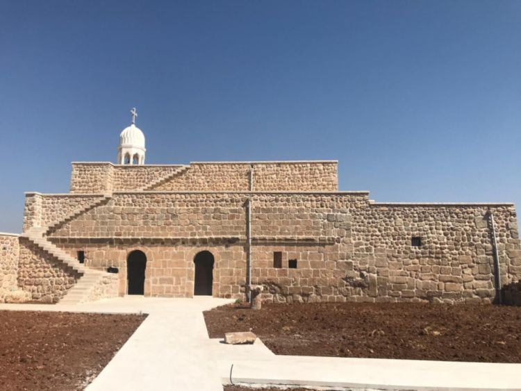 You are currently viewing OPENING AND CONSECRATION OF THE MOR YACOUB & MOR BARSAWMO CHURCH IN KAFRO, TUR ABDIN